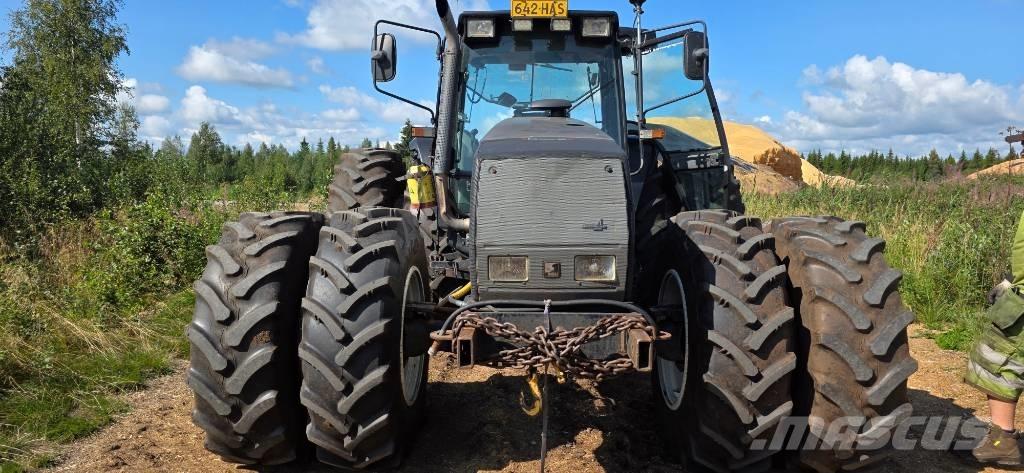 Valmet 8750 الجرارات