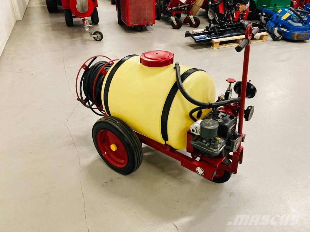 Hardi TR3-200 الرشاشات