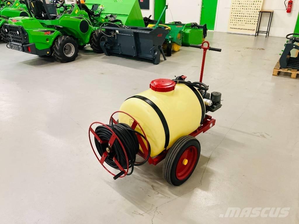 Hardi TR3-200 الرشاشات