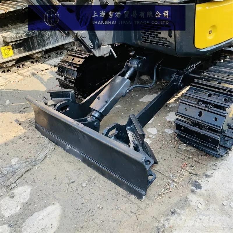 Yanmar Vio 17 حفارات صغيرة أقل من 7 طن (حفارات صغيرة)