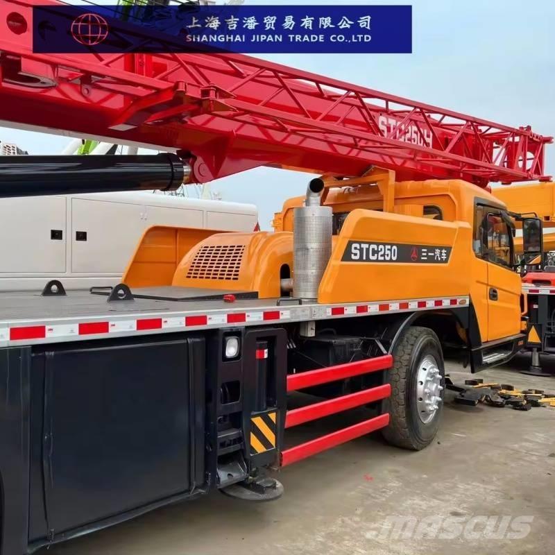 Sany STC 250 رافعات صالحة لكل أنواع الطرق