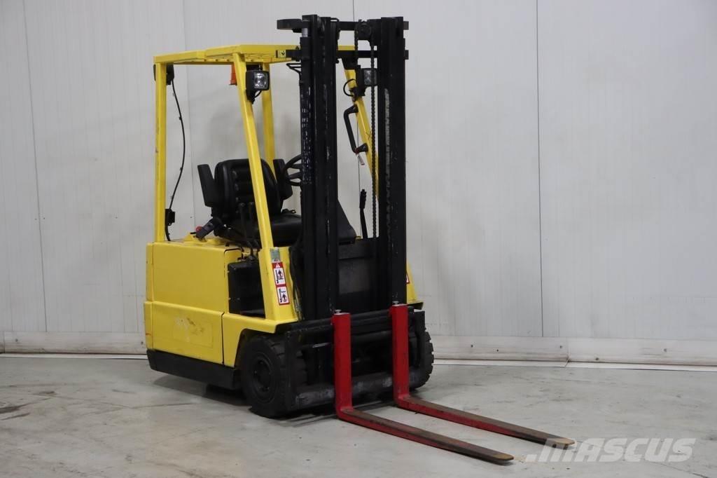Hyster A1.50XL شاحنات ذات رافعات شوكية تعمل بالكهرباء