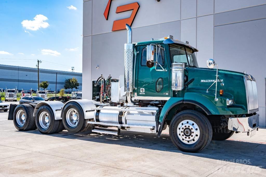 Western Star 4900 SB وحدات الجر