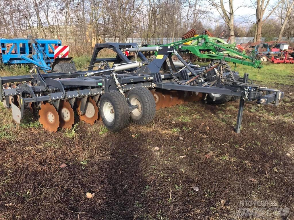 Agro-Tom ATH-6 زحافات ساحقة