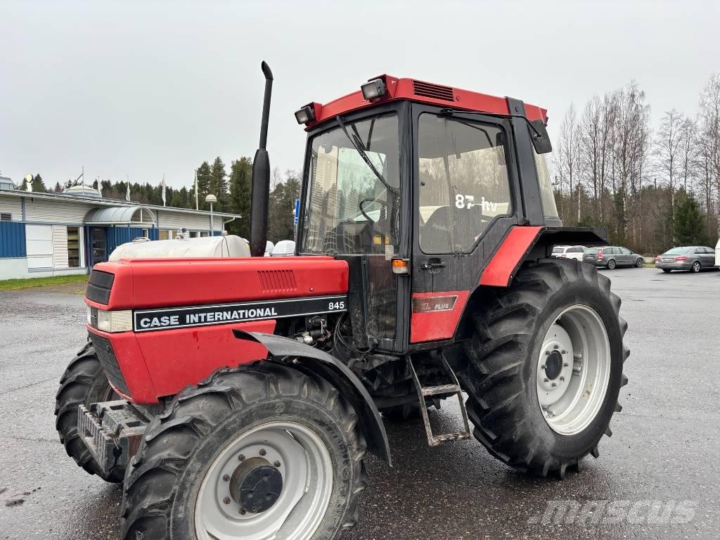 Case IH 845 XL الجرارات