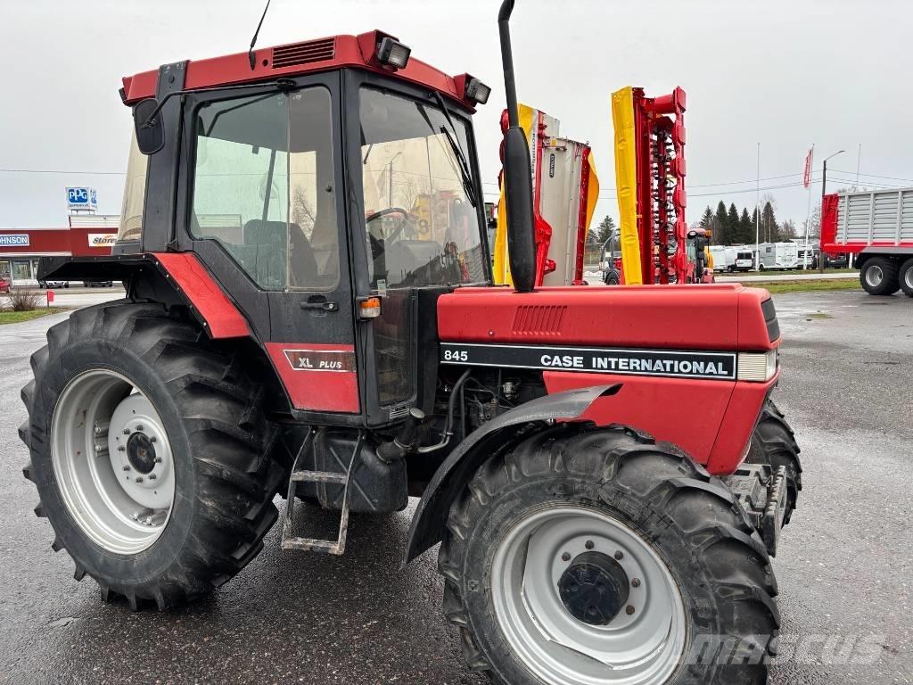 Case IH 845 XL الجرارات