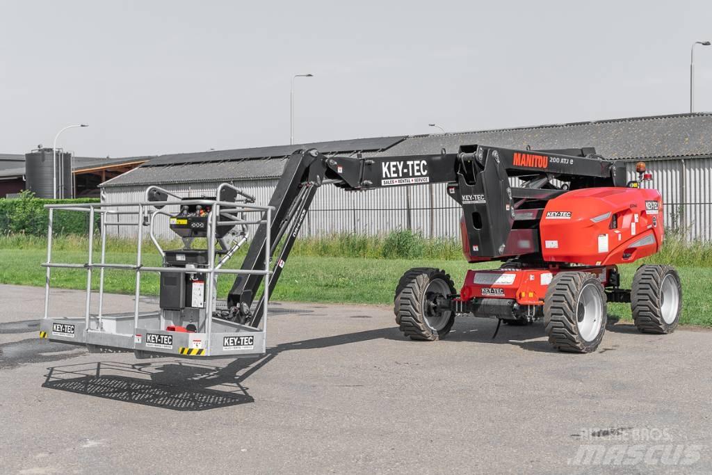 Manitou 200 ATJ e رافعات سلة مفصلية