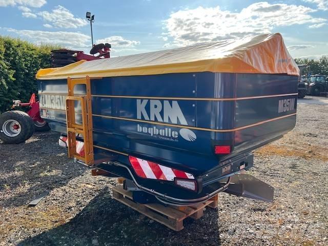 Bogballe M35W PLUS معدات فرد المواد المعدنية
