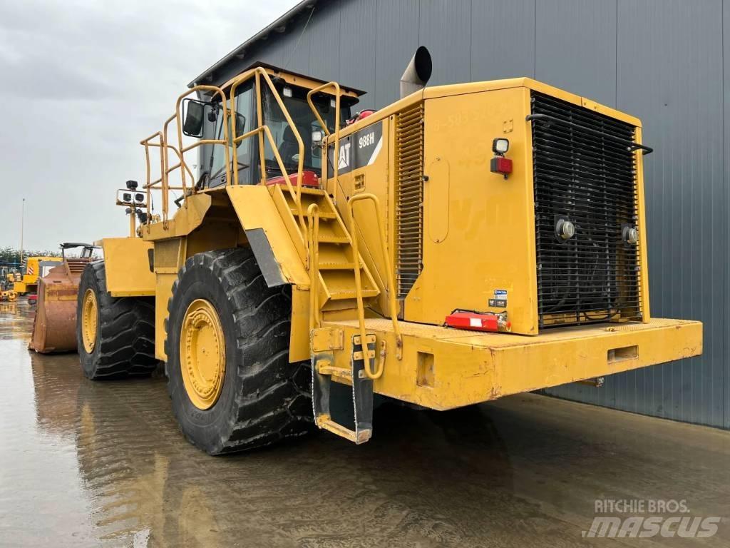 CAT 988H لوادر بعجل