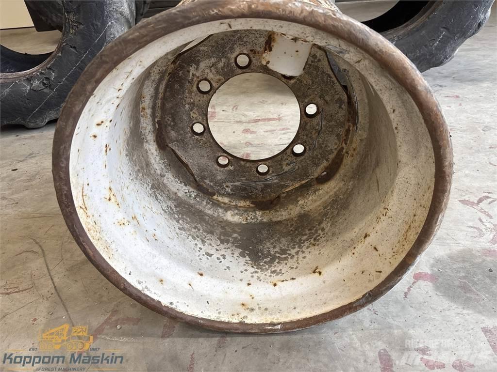 Gremo 704 20x22,5 الإطارات والعجلات والحافات