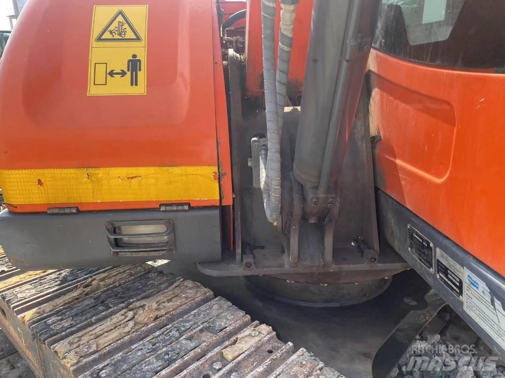 Doosan DX 85 حفارات وسط 7 طن - 12 طن