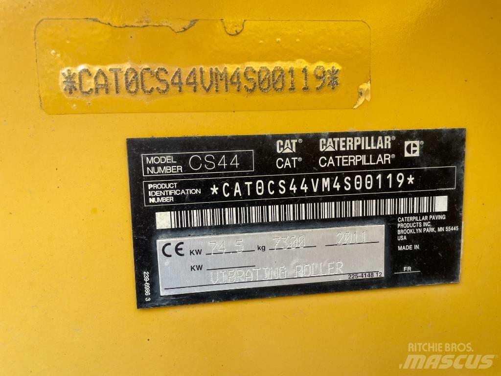 CAT CS44 مداحل أحادية الأسطوانة