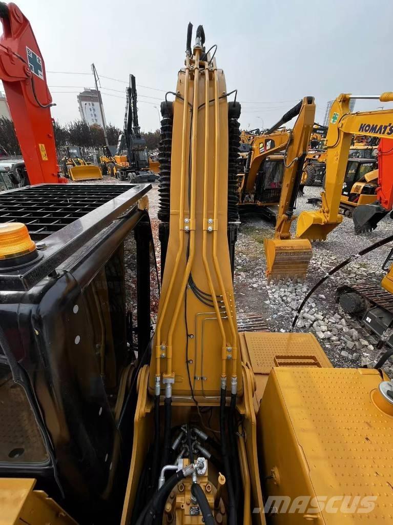 CAT 320GX حفارات زحافة