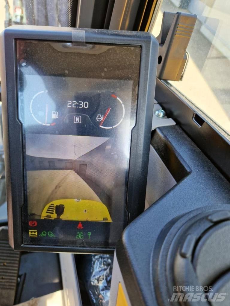 Volvo EW 60 E حفارات بعجل