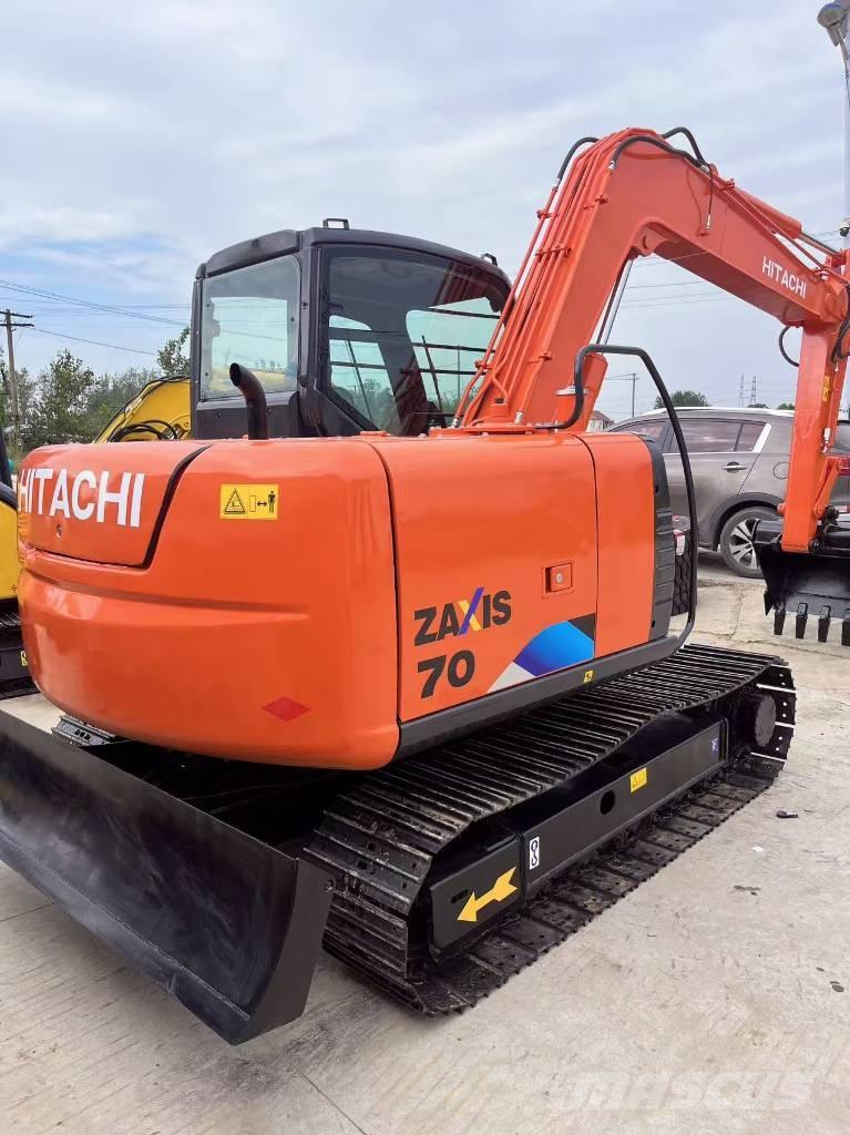 Hitachi ZX70 حفارات زحافة