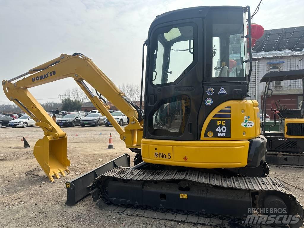 Komatsu PC 40 MR حفارات صغيرة أقل من 7 طن (حفارات صغيرة)