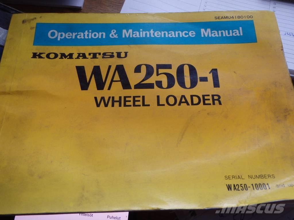 Komatsu WA 250-1 لوادر بعجل