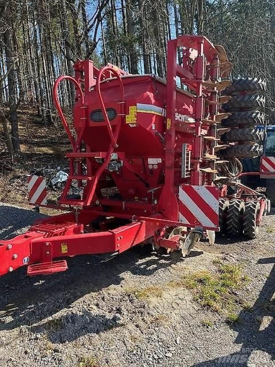 Horsch Pronto 6DC مثاقيب مدمجة