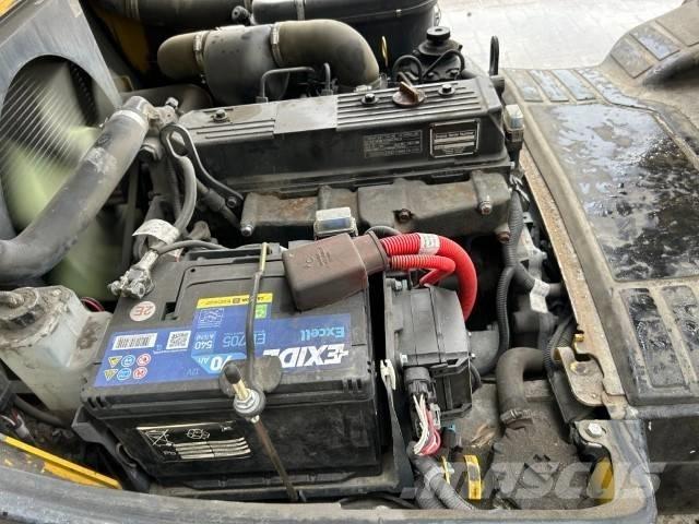 Yale GDP 35 VX شاحنات الديزل