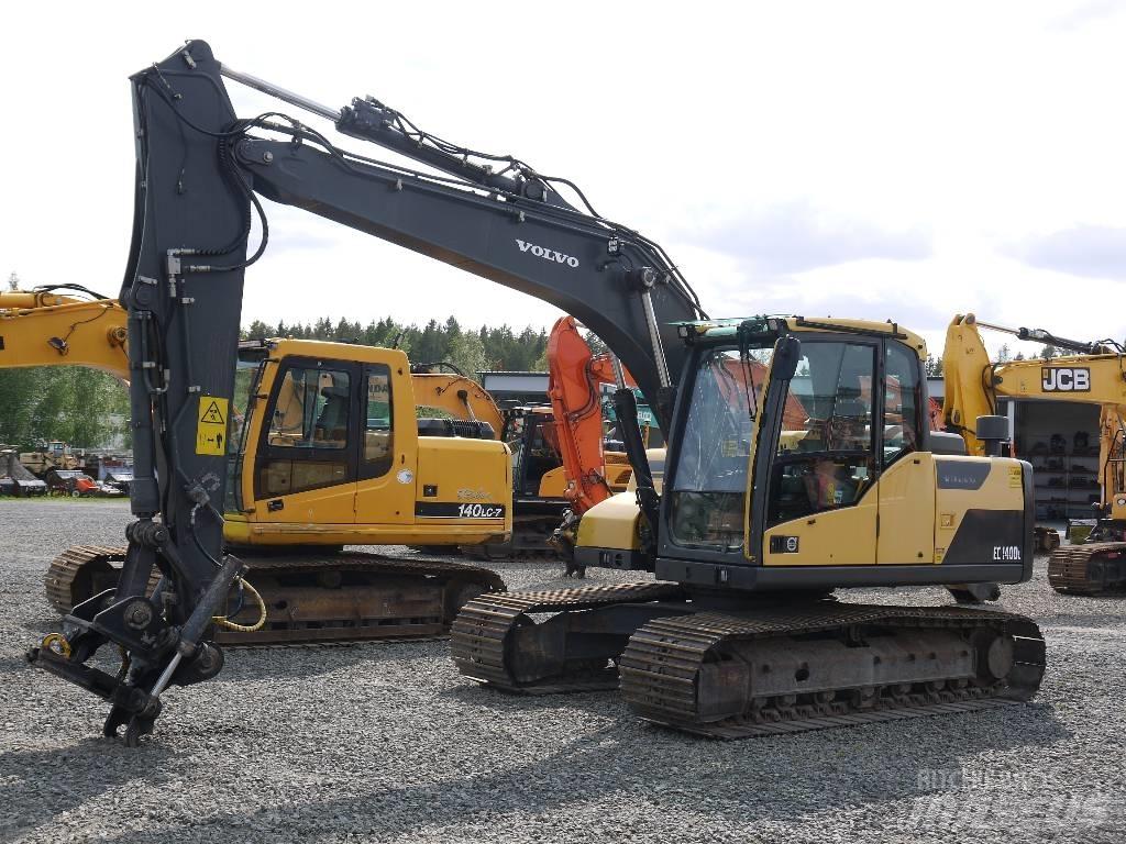 Volvo EC 140 DL حفارات زحافة