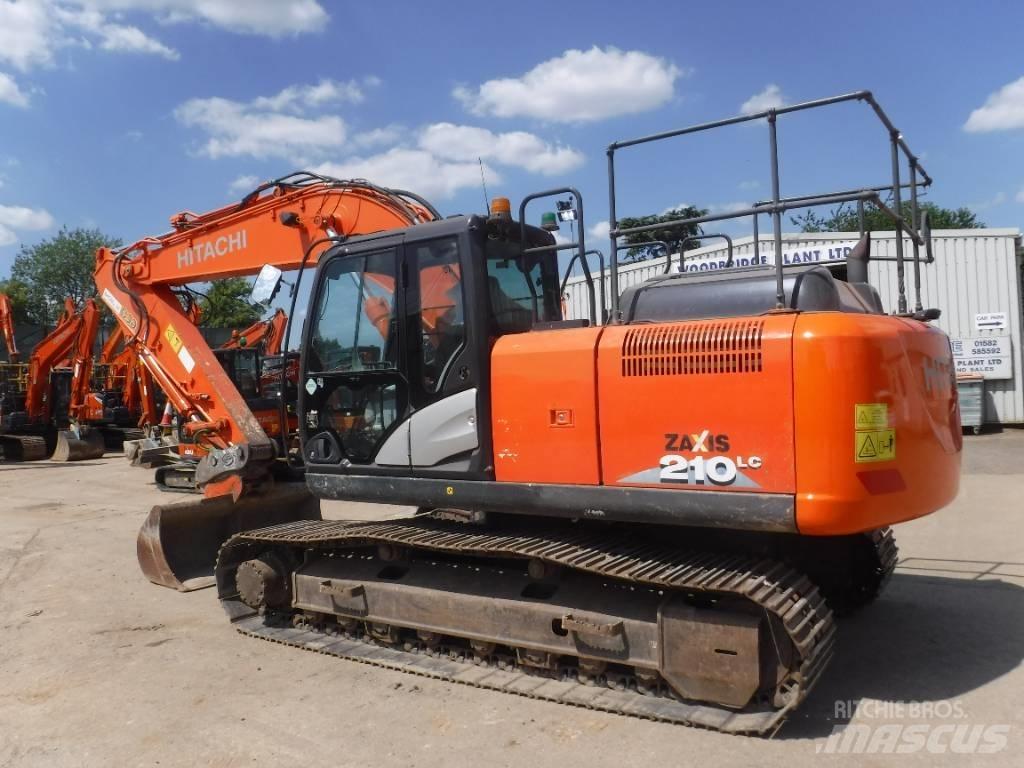 Hitachi ZX 210 LC-6 حفارات زحافة