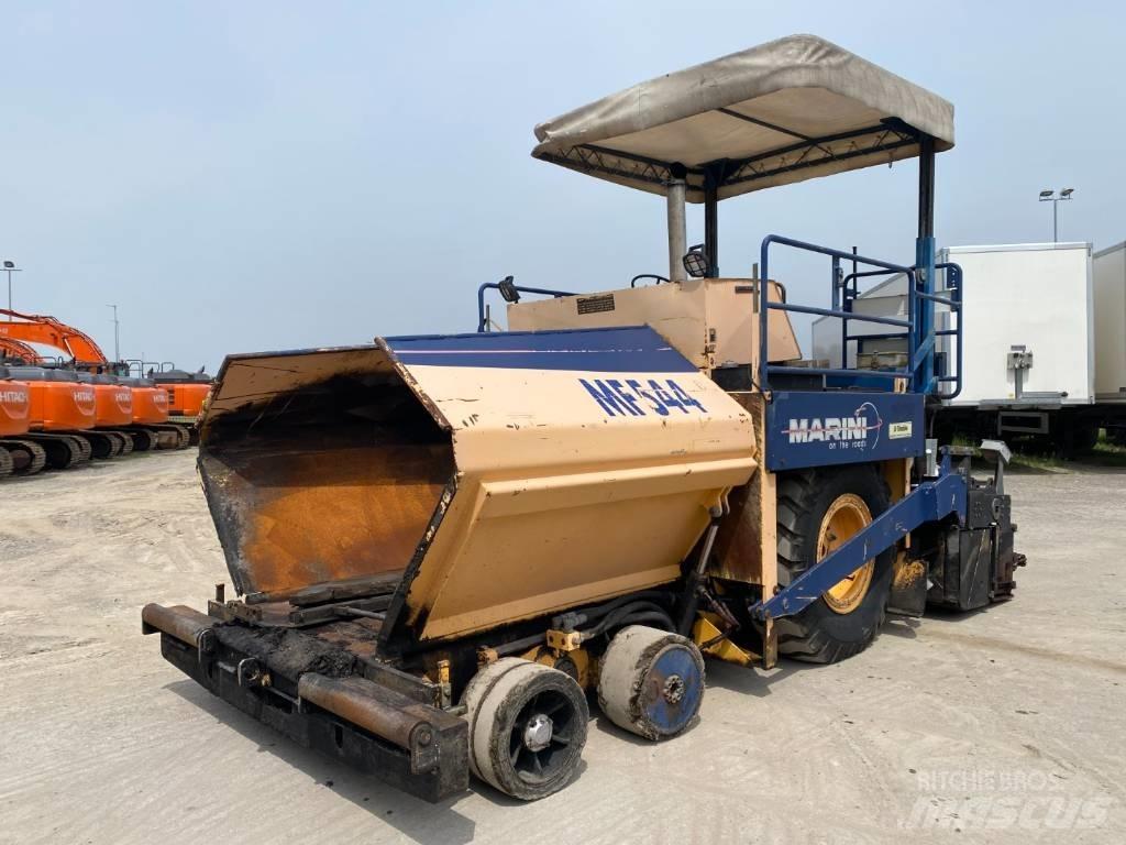 Marini MF544 WD معدات السفلتة