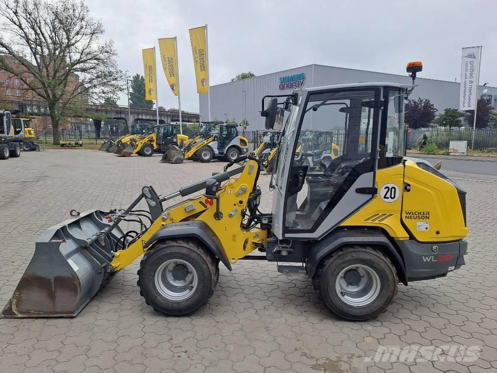 Wacker Neuson WL28 لوادر بعجل