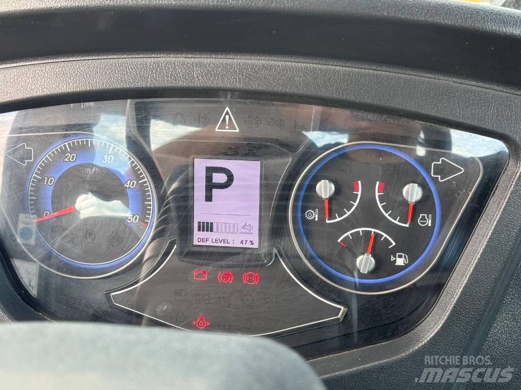Hyundai HL 960 A لوادر بعجل