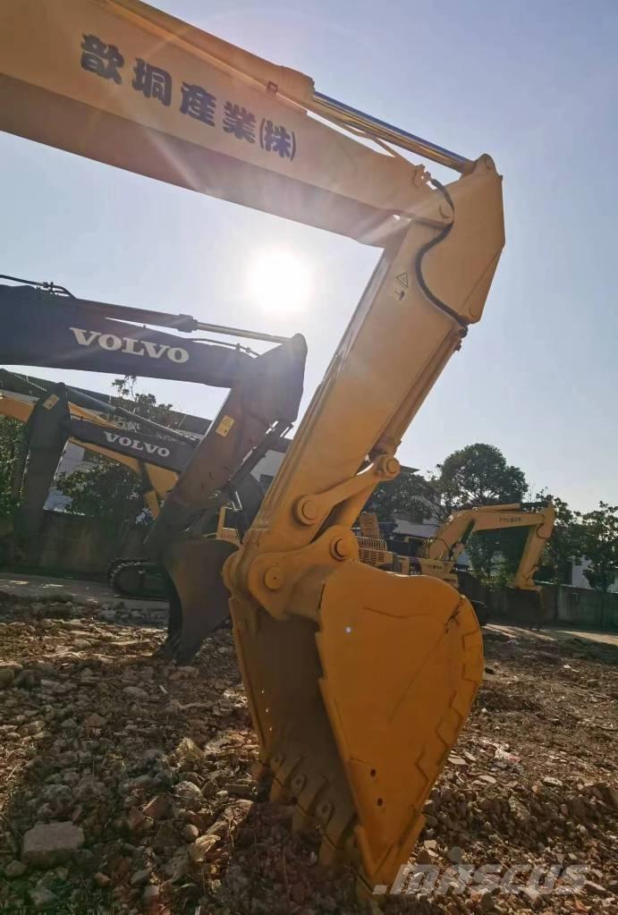 Komatsu PC 450-7 حفارات زحافة