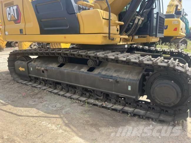 CAT 336 GC حفارات زحافة