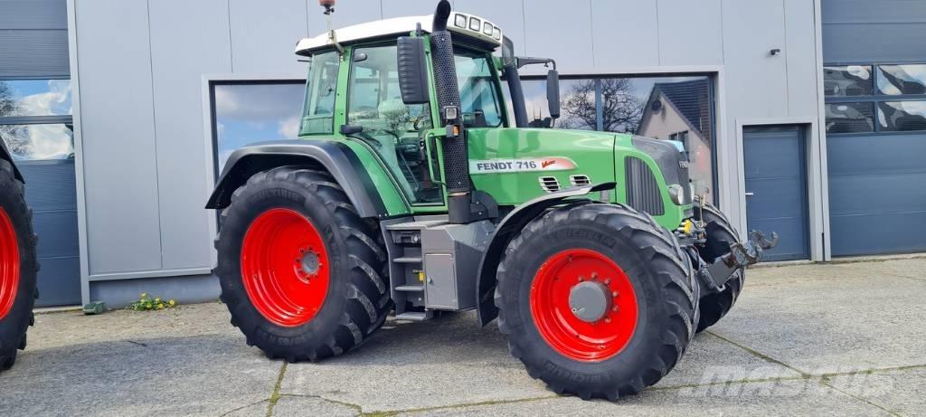 Fendt 716 Vario TMS الجرارات