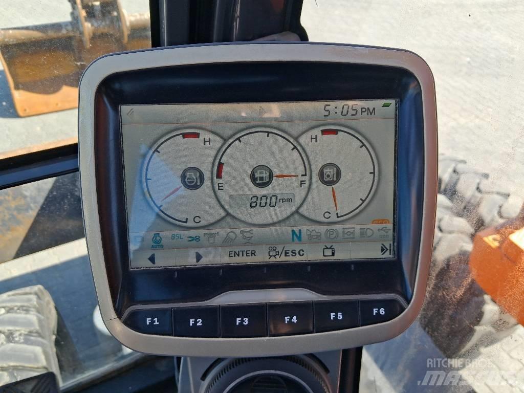 Doosan DX 140 W-3 حفارات بعجل