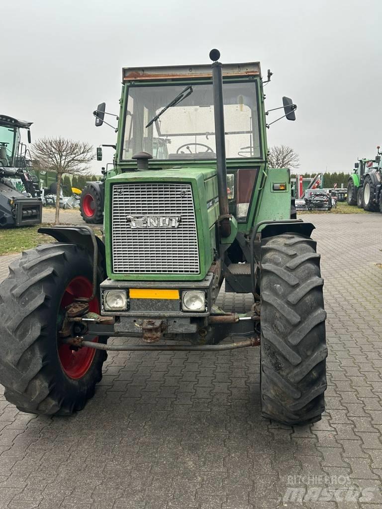 Fendt Favorit 614 LS الجرارات
