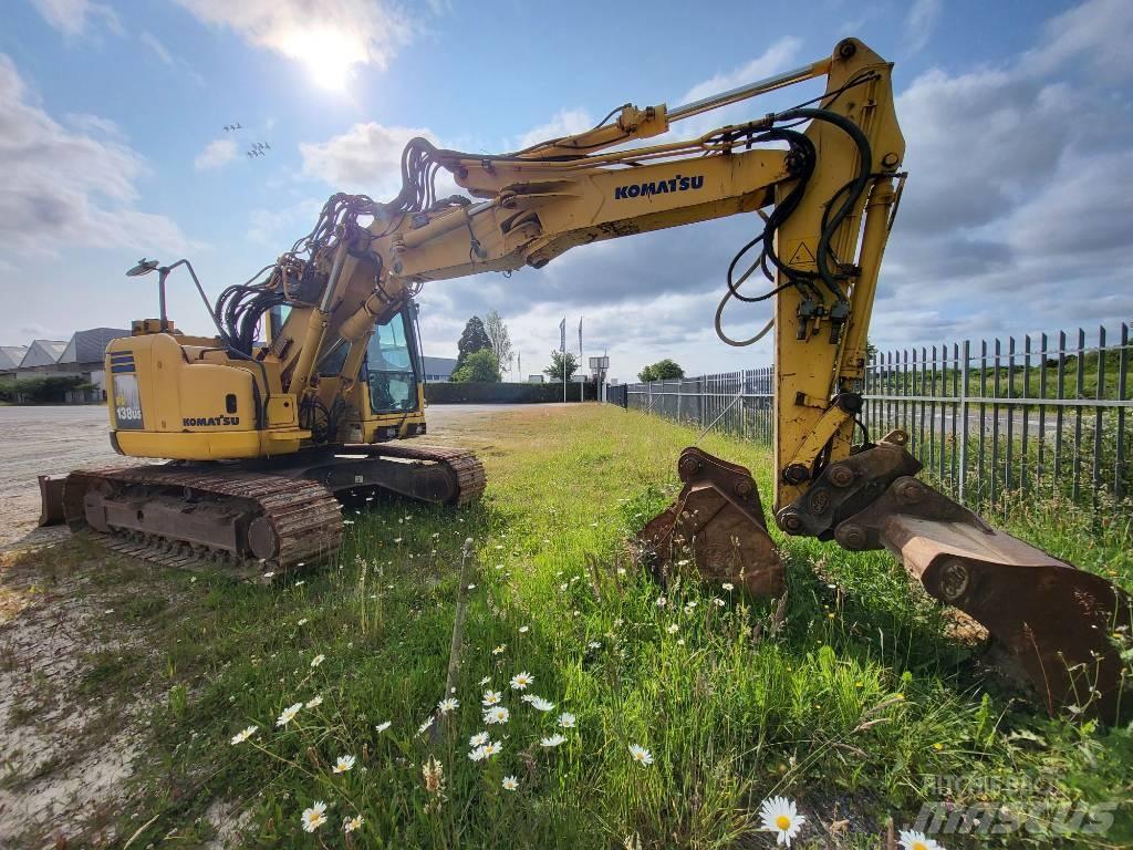 Komatsu PC138US-8 حفارات زحافة