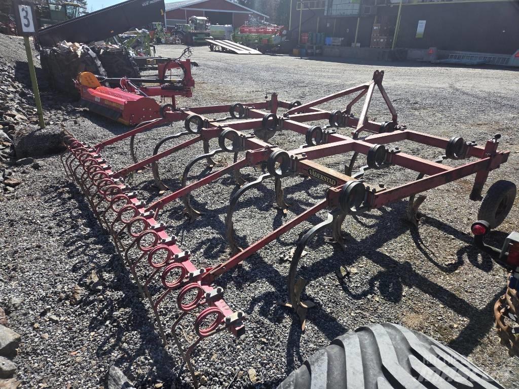 Väderstad Cultivator زراعات