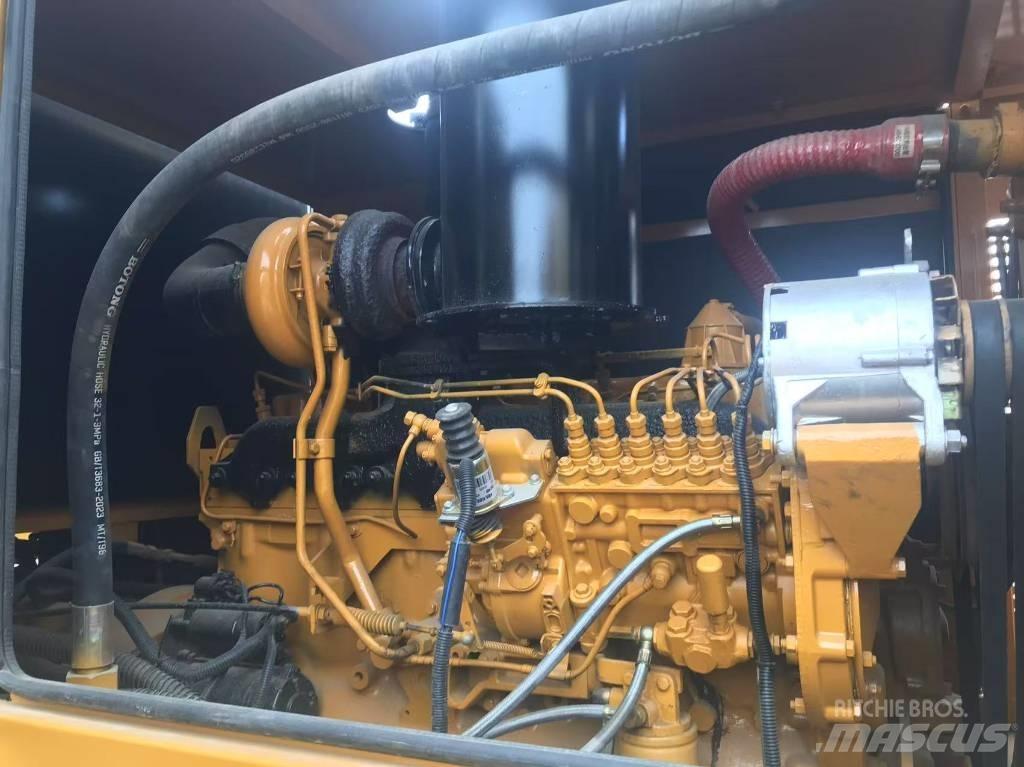 CAT 140k معدات تمهيد الطرق