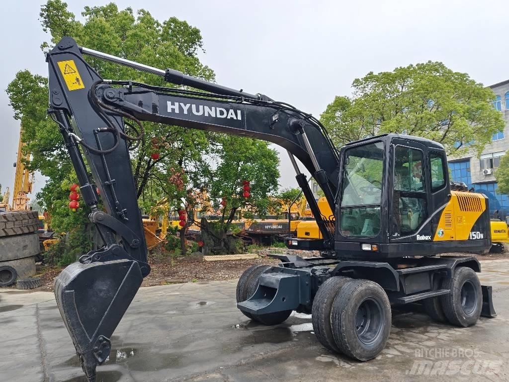 Hyundai 150w حفارات بعجل