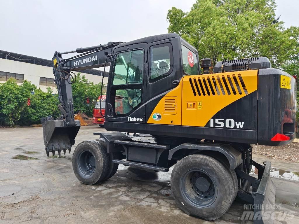 Hyundai 150w حفارات بعجل