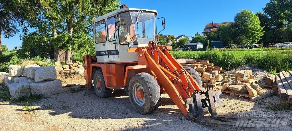 Schaeff 904 لوادر بعجل