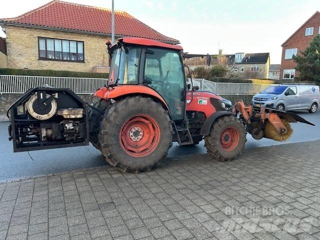 Kubota 7060M الجرارات