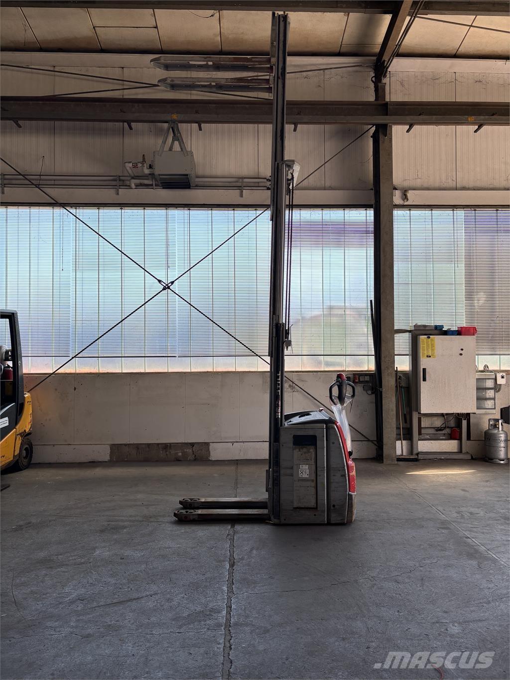 Still EXV 16 شاحنات مناولة ذاتية الدفع