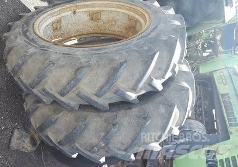  Pneus 12.4-28 الإطارات والعجلات والحافات