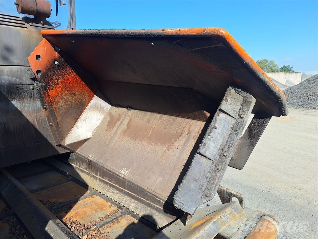 Volvo P6820C أخرى