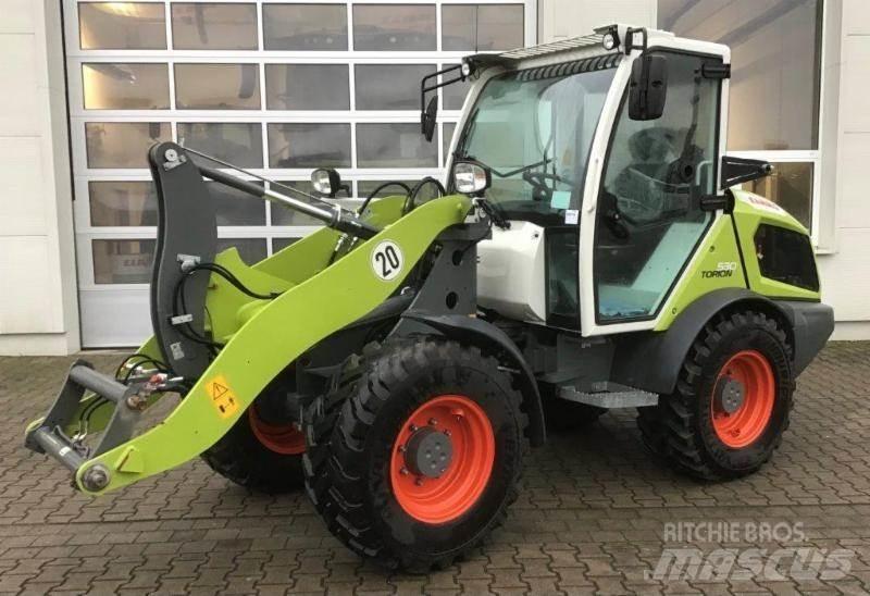 CLAAS TORION 530 لوادر بعجل