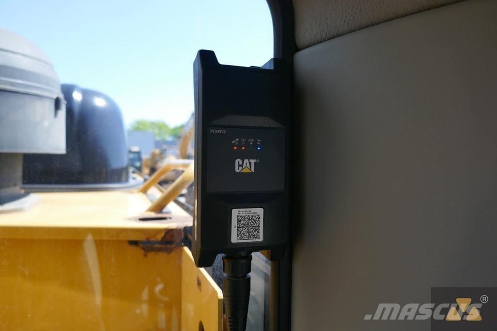 CAT 336FL حفارات زحافة