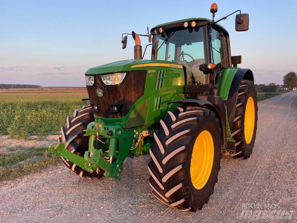 John Deere 6170 M الجرارات