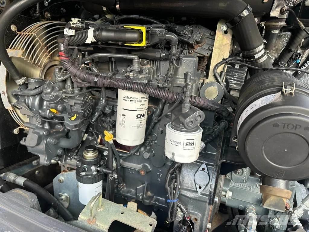 CASE 21F لوادر بعجل