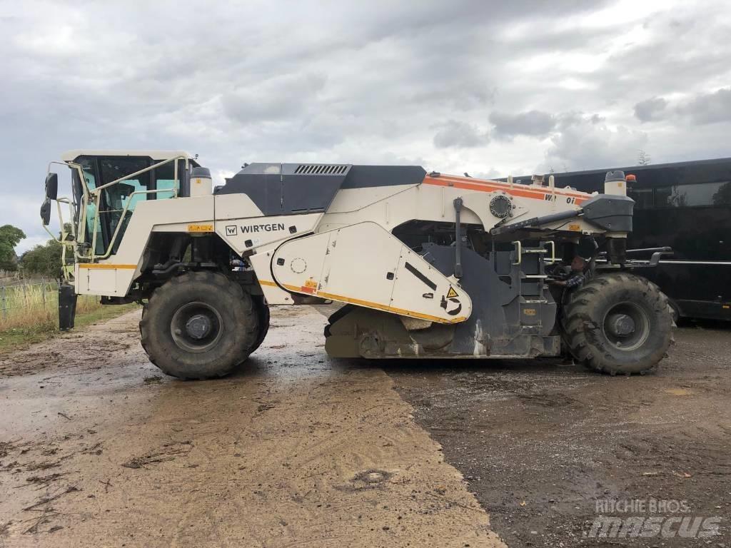 Wirtgen WR200i ضاغطات التربة