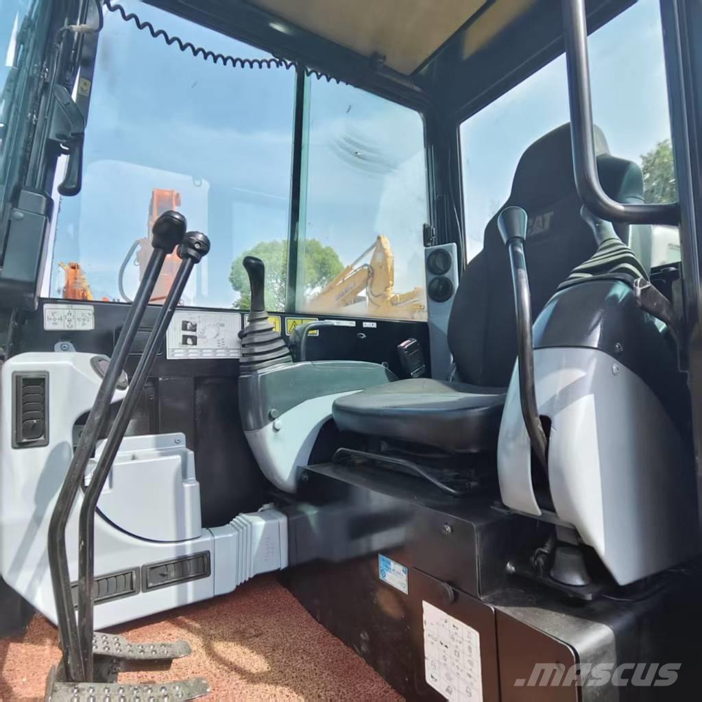 CAT 305.5 E حفارات صغيرة أقل من 7 طن (حفارات صغيرة)