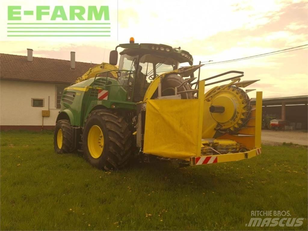 John Deere 8600 i علافات ذاتية الدفع